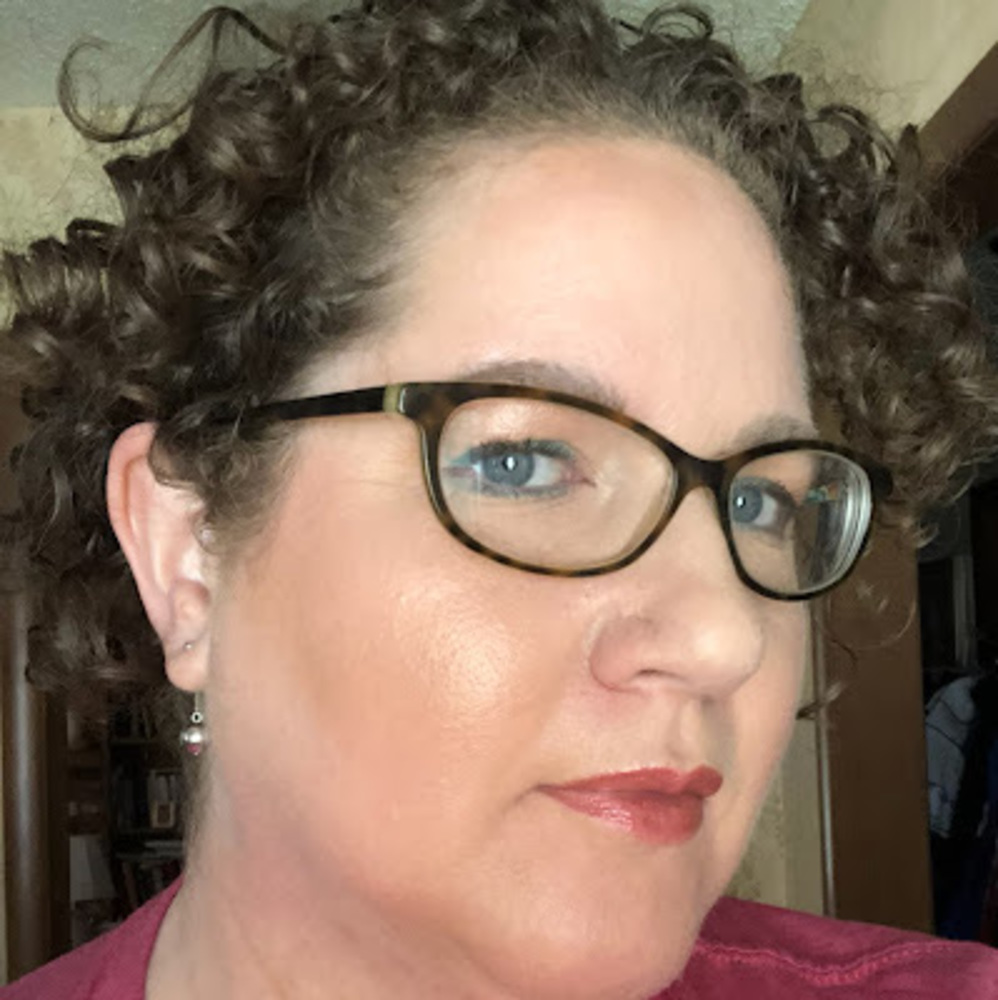Meet your Posher, Tara